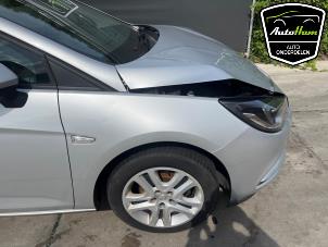 Opel Astra K 1.6 CDTI 110 16V Sloopvoertuig (2018, Zilvergrijs)