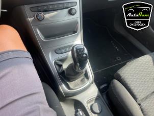 Opel Astra K 1.6 CDTI 110 16V Sloopvoertuig (2018, Zilvergrijs)