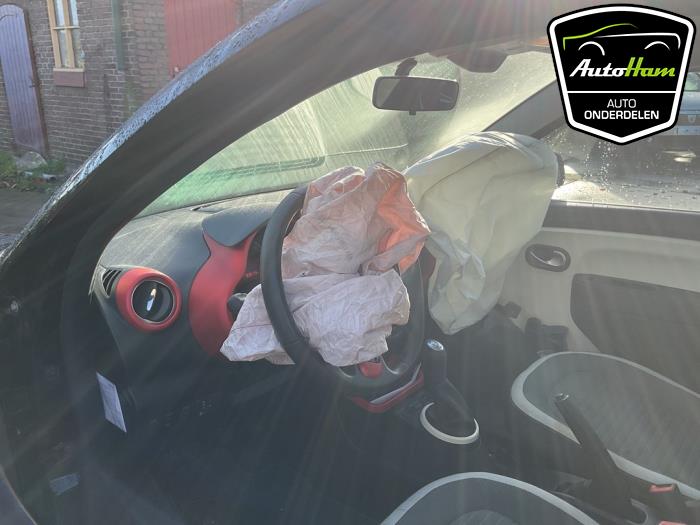 Renault Twingo III 1.0 SCe 70 12V Sloopvoertuig (2016, Zwart)