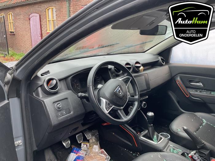 Dacia Duster 1.0 TCE 100 Bi-Fuel, Eco-G 12V Sloopvoertuig (2022, Grijs)
