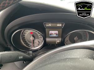 Mercedes CLA 1.6 CLA-180 16V Sloopvoertuig (2016, Grijs)
