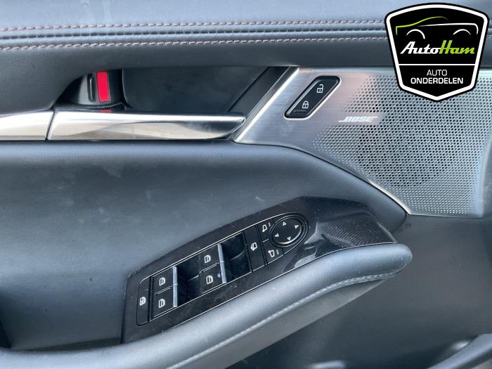 Mazda 3 Sport 2.0 SkyActiv-X M Hybrid 16V Sloopvoertuig (2023, Wit)