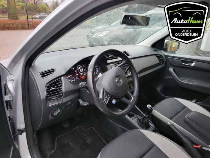 Skoda Fabia III Combi 1.2 TSI 16V Greentech Sloopvoertuig (2017, Grijs)