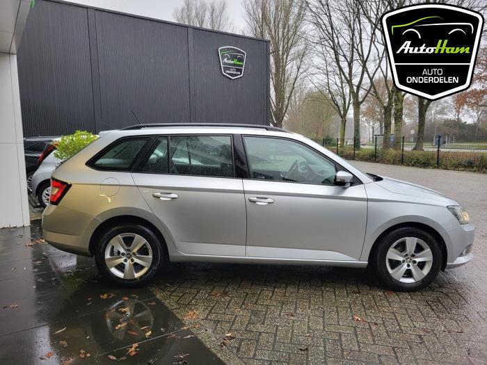 Skoda Fabia III Combi 1.2 TSI 16V Greentech Sloopvoertuig (2017, Grijs)