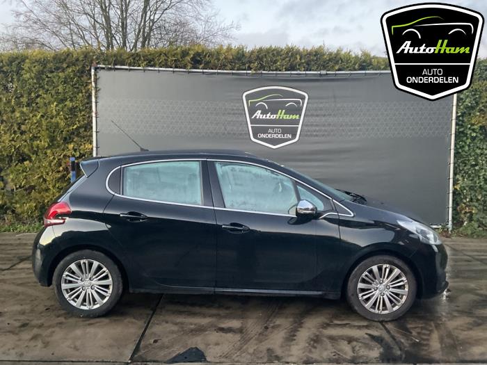 Peugeot 208 I 1.2 Vti 12V PureTech 82 Sloopvoertuig (2016, Zwart)