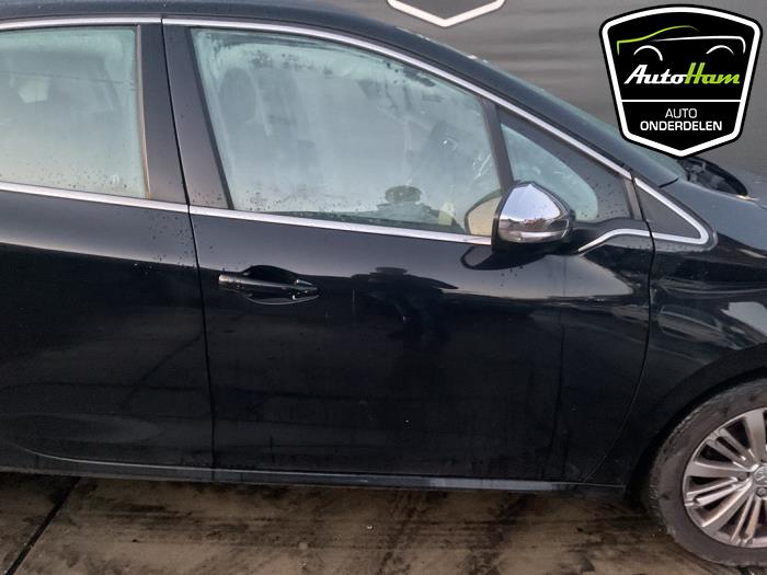 Peugeot 208 I 1.2 Vti 12V PureTech 82 Sloopvoertuig (2016, Zwart)