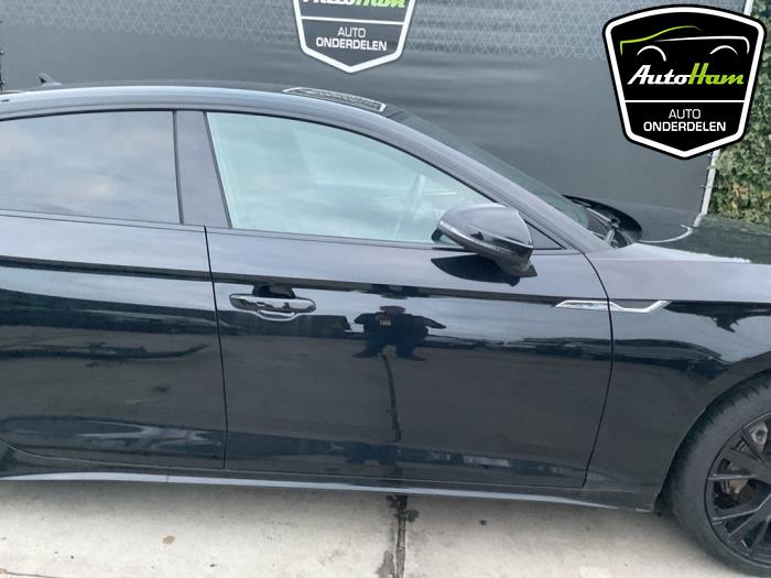 Audi A5 Sportback 2.0 40 TFSI Mild Hybrid 16V Sloopvoertuig (2021, Zwart)