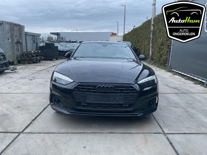 Audi A5 Sportback 2.0 40 TFSI Mild Hybrid 16V Sloopvoertuig (2021, Zwart)
