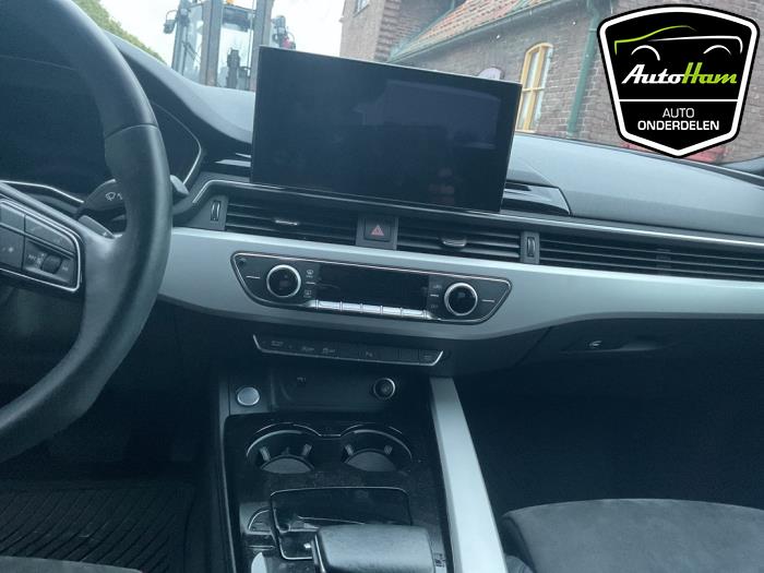 Audi A5 Sportback 2.0 40 TFSI Mild Hybrid 16V Sloopvoertuig (2021, Zwart)