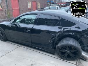 Audi A5 Sportback 2.0 40 TFSI Mild Hybrid 16V Sloopvoertuig (2021, Zwart)