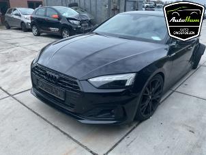 Audi A5 Sportback 2.0 40 TFSI Mild Hybrid 16V Sloopvoertuig (2021, Zwart)
