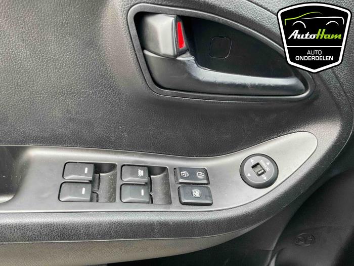 Kia Picanto 1.0 12V Sloopvoertuig (2011, Grijs)