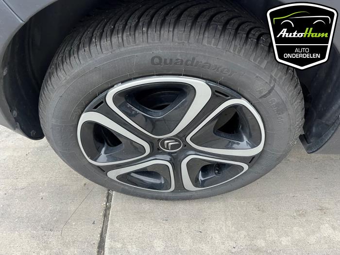 Citroen C3 1.2 Vti 12V PureTech Sloopvoertuig (2023, Grijs)