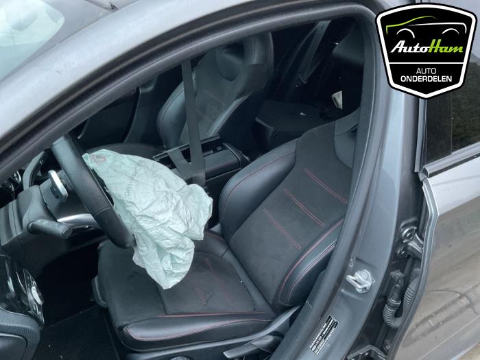 Mercedes A 1.3 A-180 Turbo 16V Sloopvoertuig (2019, Grijs)