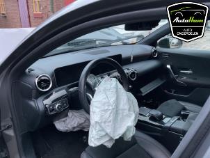 Mercedes A 1.3 A-180 Turbo 16V Sloopvoertuig (2019, Grijs)