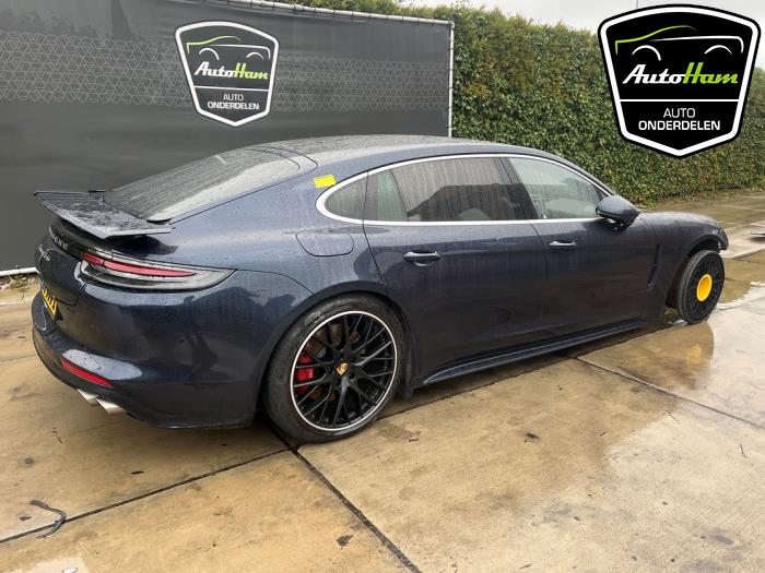 Porsche Panamera 4.0 V8 32V Turbo Sloopvoertuig (2017, Blauw)