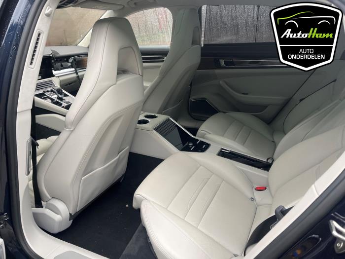 Porsche Panamera 4.0 V8 32V Turbo Sloopvoertuig (2017, Blauw)