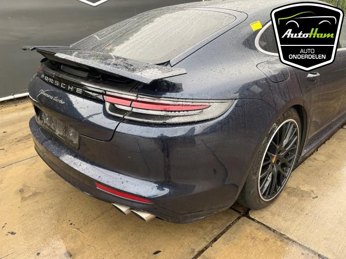 Porsche Panamera 4.0 V8 32V Turbo Sloopvoertuig (2017, Blauw)