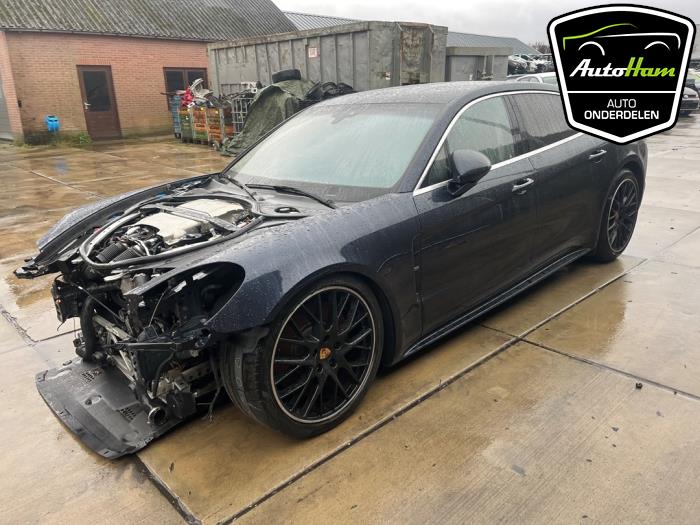 Porsche Panamera 4.0 V8 32V Turbo Sloopvoertuig (2017, Blauw)