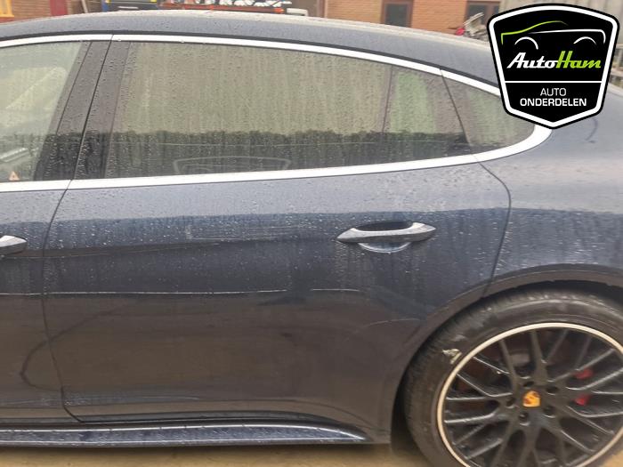 Porsche Panamera 4.0 V8 32V Turbo Sloopvoertuig (2017, Blauw)