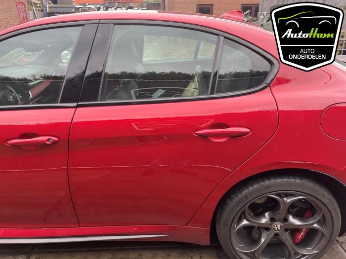 Alfa Romeo Giulia 2.9 Bi-Turbo V6 24V Quadrifoglio Verde Sloopvoertuig (2017, Rood)