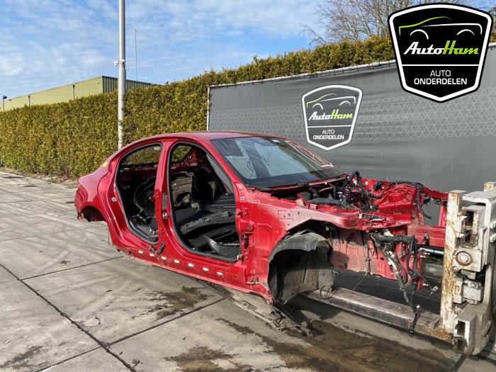 Alfa Romeo Giulia 2.9 Bi-Turbo V6 24V Quadrifoglio Verde Sloopvoertuig (2017, Rood)