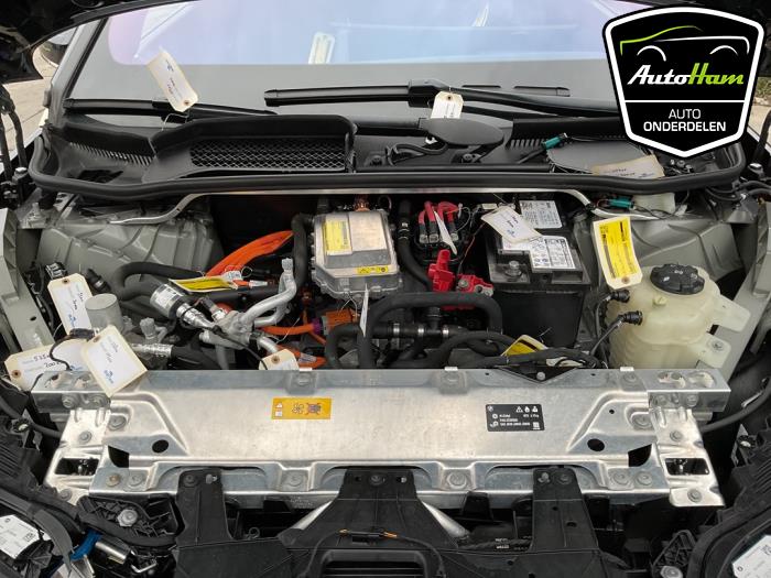 BMW iX xDrive40 77 kWh Sloopvoertuig (2021, Grijs)