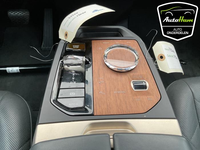 BMW iX xDrive40 77 kWh Sloopvoertuig (2021, Grijs)