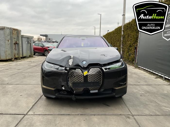 BMW iX xDrive40 77 kWh Sloopvoertuig (2021, Grijs)
