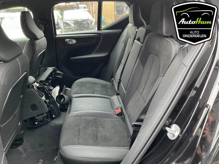 Volvo XC40 1.5 T5 Plug-in Hybrid 16V Sloopvoertuig (2023, Zwart)