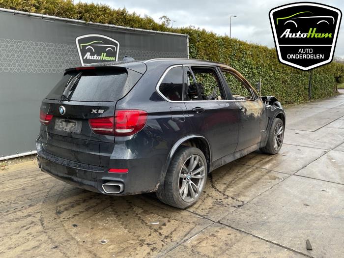 BMW X5 xDrive 40e 2.0 Sloopvoertuig (2015, Zwart)