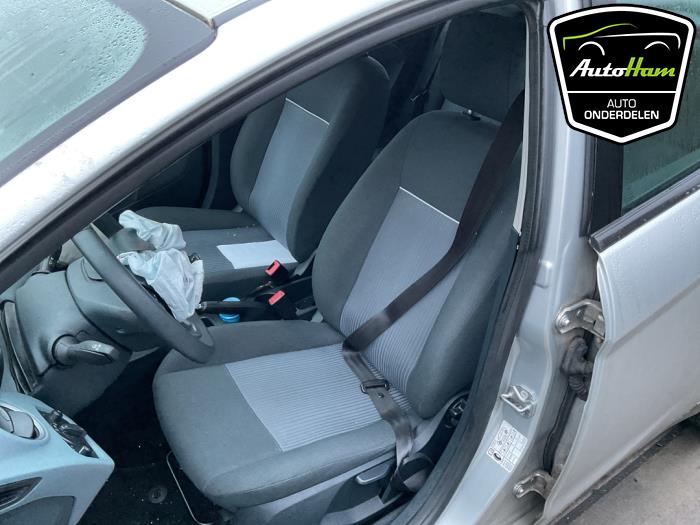 Ford Fiesta 6 1.25 16V Sloopvoertuig (2010, Grijs)