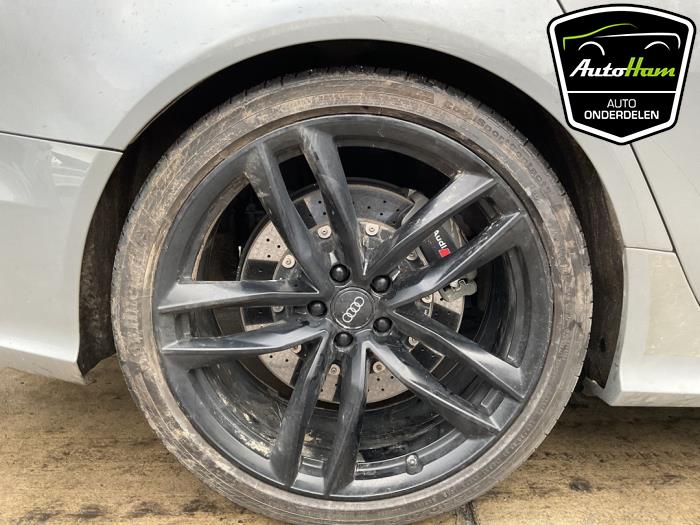 Audi RS 6 Avant 4.0 V8 TFSI 32V Sloopvoertuig (2015, Grijs)