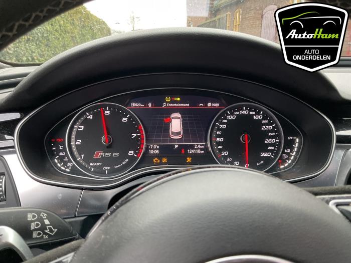 Audi RS 6 Avant 4.0 V8 TFSI 32V Sloopvoertuig (2015, Grijs)