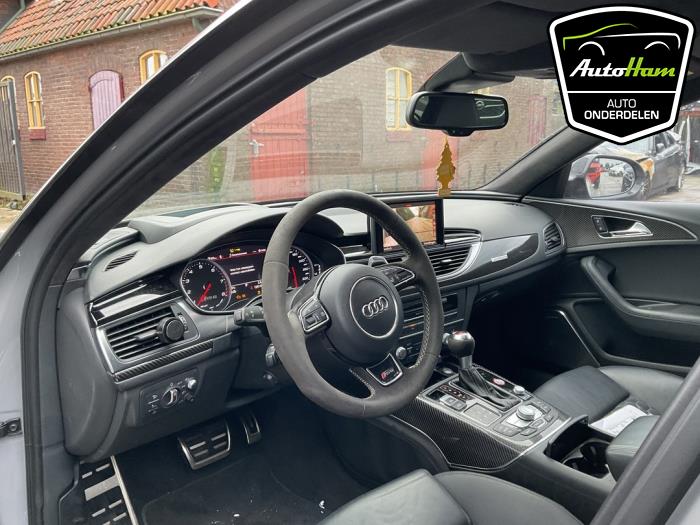 Audi RS 6 Avant 4.0 V8 TFSI 32V Sloopvoertuig (2015, Grijs)