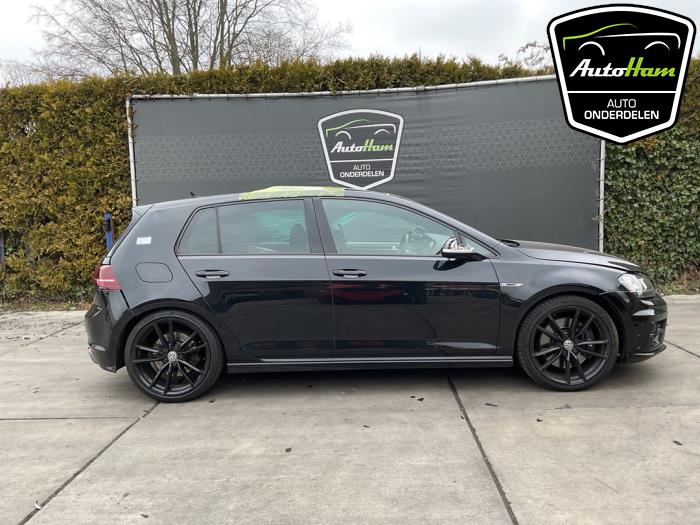 Volkswagen Golf VII 2.0 R 4Motion 16V Sloopvoertuig (2016, Zwart)