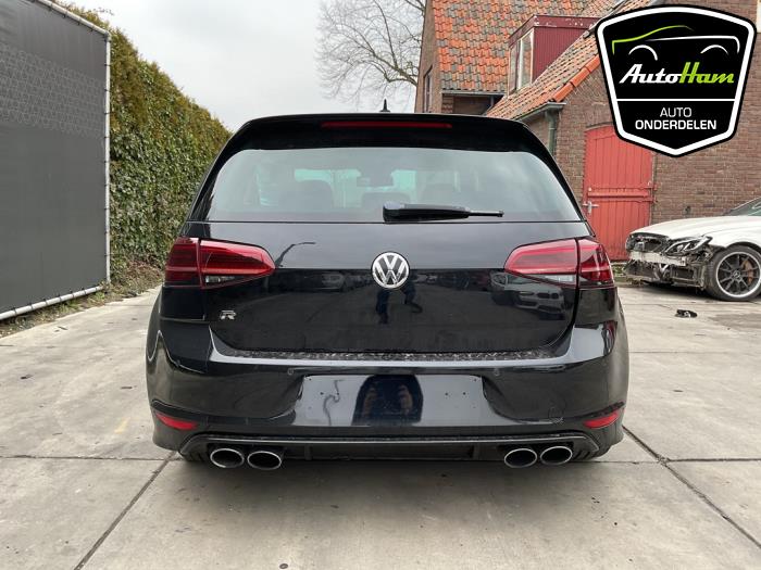 Volkswagen Golf VII 2.0 R 4Motion 16V Sloopvoertuig (2016, Zwart)