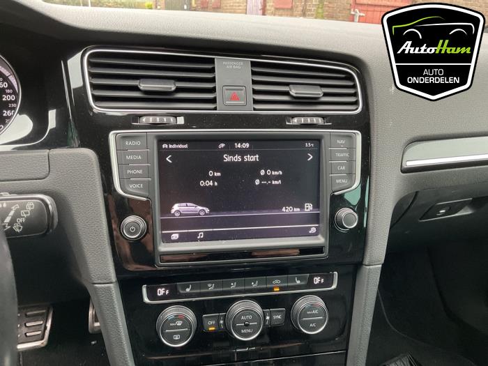 Volkswagen Golf VII 2.0 R 4Motion 16V Sloopvoertuig (2016, Zwart)