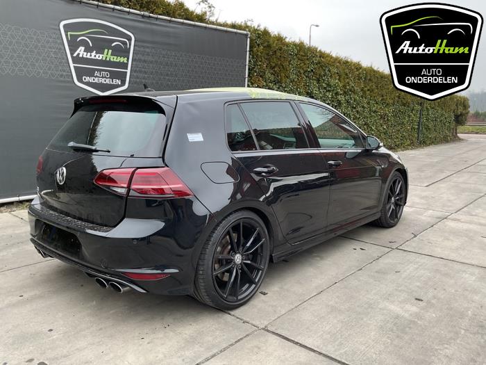 Volkswagen Golf VII 2.0 R 4Motion 16V Sloopvoertuig (2016, Zwart)