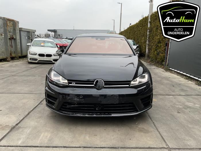 Volkswagen Golf VII 2.0 R 4Motion 16V Sloopvoertuig (2016, Zwart)