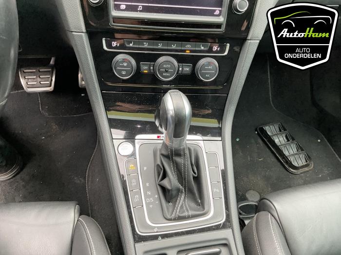 Volkswagen Golf VII 2.0 R 4Motion 16V Sloopvoertuig (2016, Zwart)