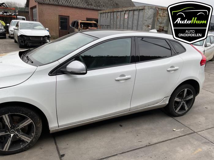 Volvo V40 1.5 T3 16V Geartronic Sloopvoertuig (2019, Wit)