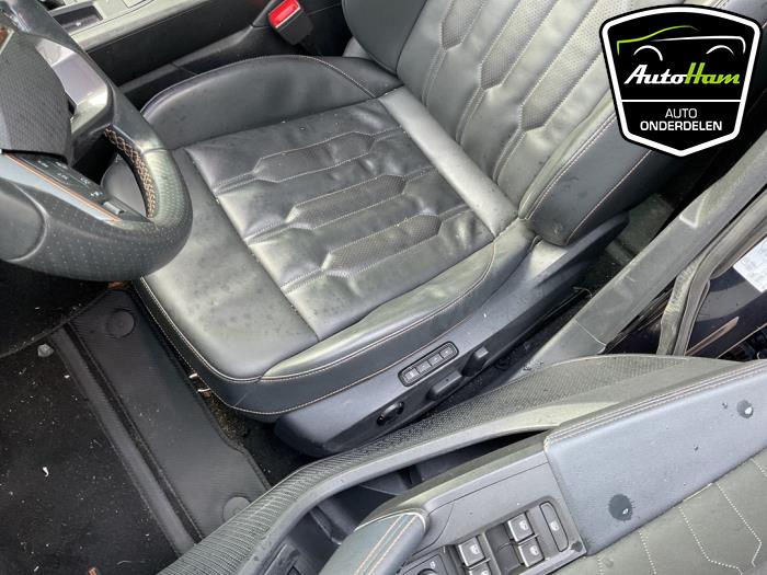 Cupra Formentor 1.5 TSI 16V Sloopvoertuig (2022, Blauw)