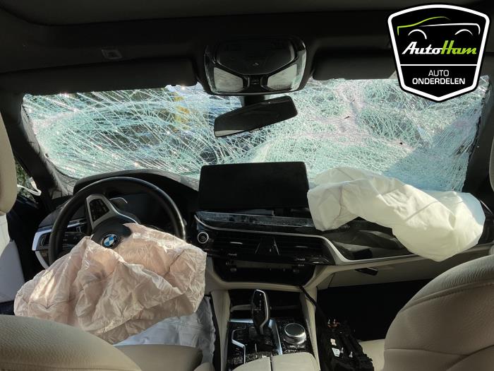 BMW 5 serie Touring 530i 2.0 TwinPower Turbo 16V Mild Hybrid Sloopvoertuig (2021, Zwart)