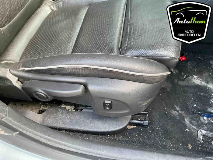 Opel Astra K Sports Tourer 1.6 CDTI 136 16V Sloopvoertuig (2016, Licht, Blauw, Beige)