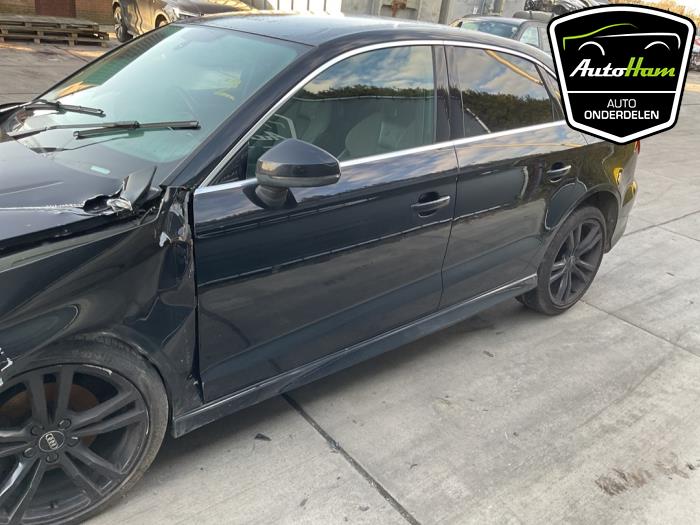 Audi A3 Limousine 1.4 TFSI ACT 16V Sloopvoertuig (2015, Zwart)