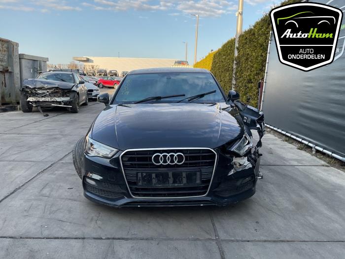 Audi A3 Limousine 1.4 TFSI ACT 16V Sloopvoertuig (2015, Zwart)