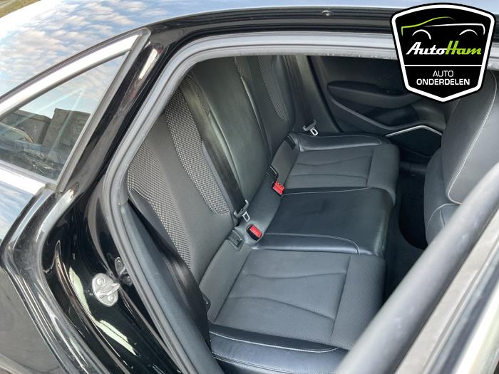 Audi A3 Limousine 1.4 TFSI ACT 16V Sloopvoertuig (2015, Zwart)