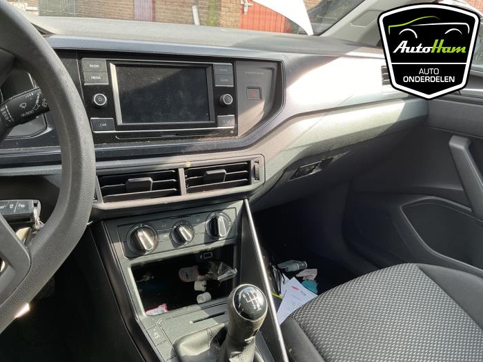 Volkswagen Polo VI 1.0 12V BlueMotion Technology Sloopvoertuig (2018, Grijs)