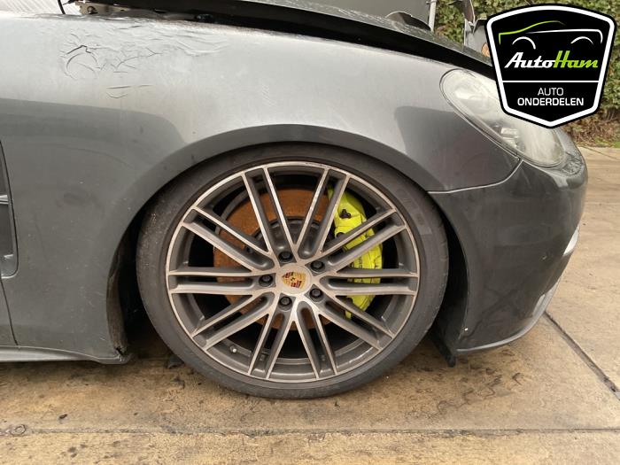 Porsche Panamera 2.9 V6 24V 4 E-Hybrid Sloopvoertuig (2017, Grijs)